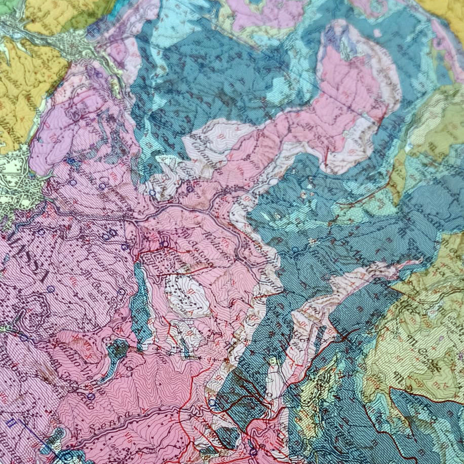 Carta Geologica d'Italia. Massa. 1:25.000 (Mapa Geologiczna Włoch)