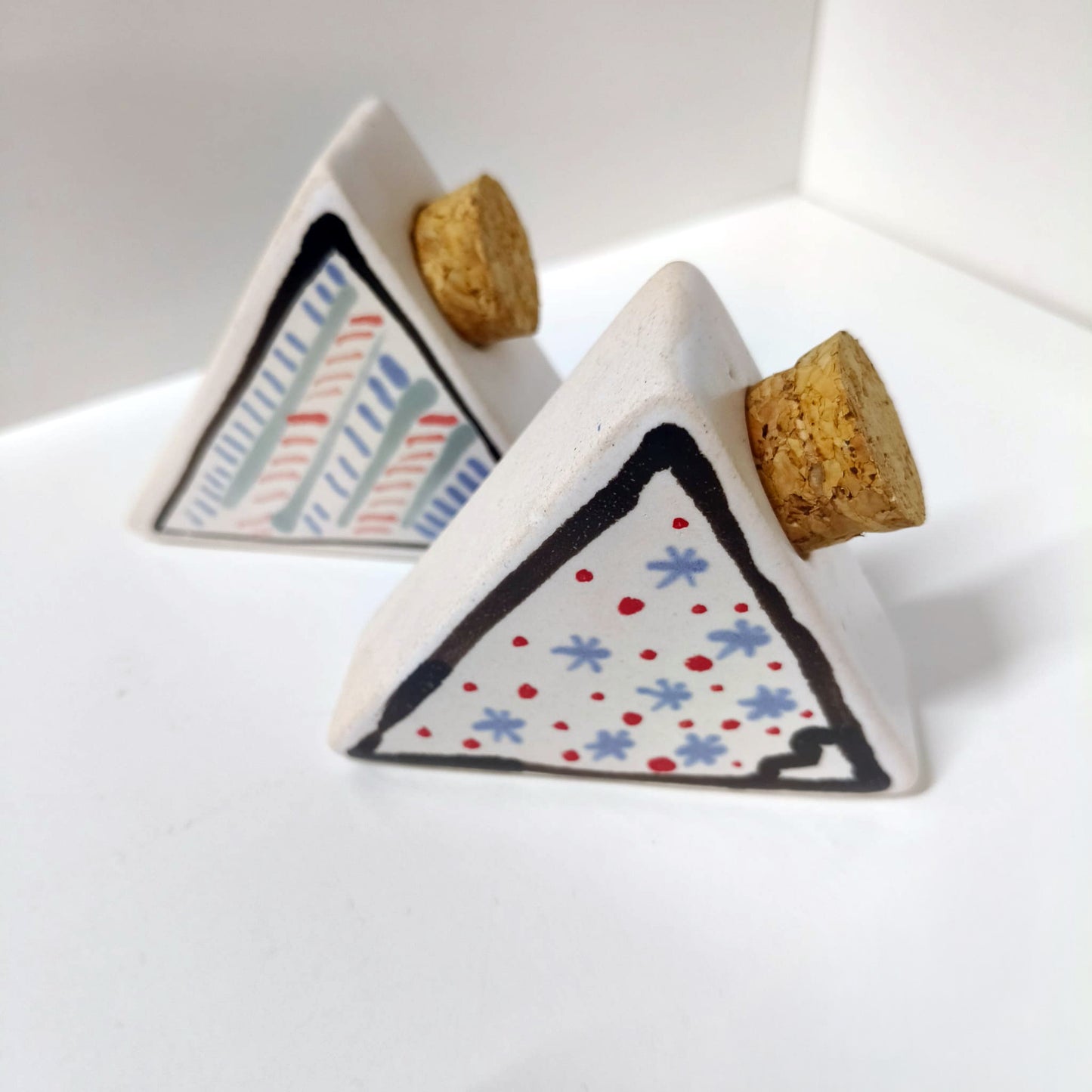 Solniczka i pieprzniczka ceramiczne, ręcznie malowane, motyw górski