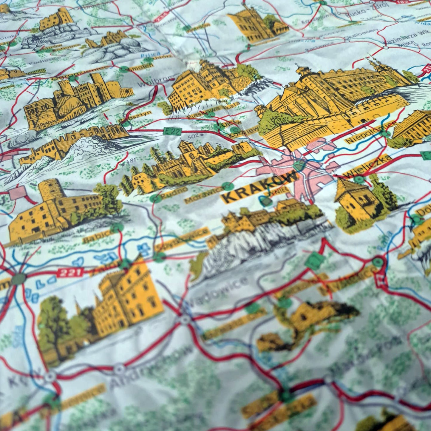 Zamki w Polsce. Mapa w skali 1:750 000